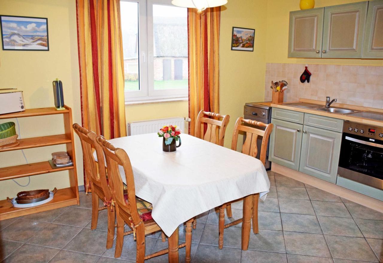 Ferienhaus Sabine mit Kamin und Sonnenterrasse Baabe Exterior foto