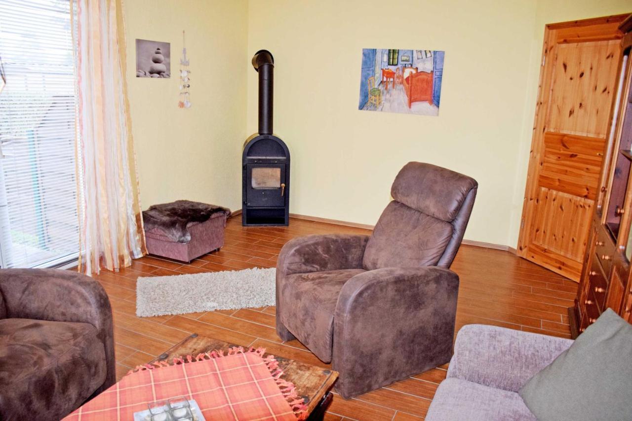 Ferienhaus Sabine mit Kamin und Sonnenterrasse Baabe Exterior foto